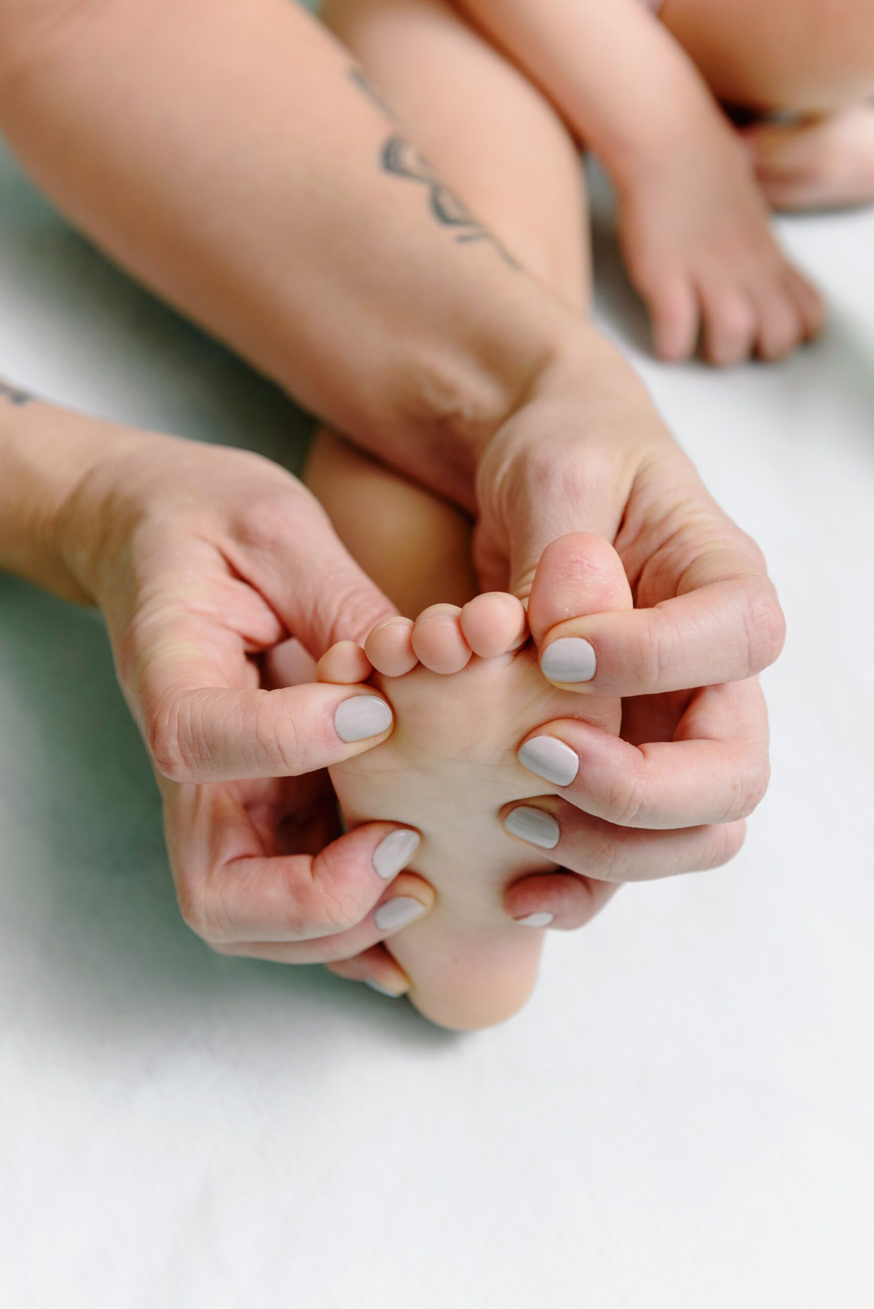Estiramientos suaves con el bebé